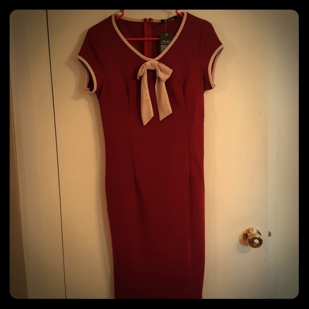 Vintage inspired wiggle dress.